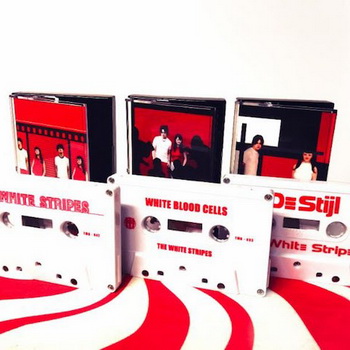 White Stripes переиздадут альбомы на кассетах